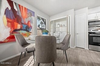 11025 S 51st St, Unit 1 in Phoenix, AZ - Building Photo - Building Photo