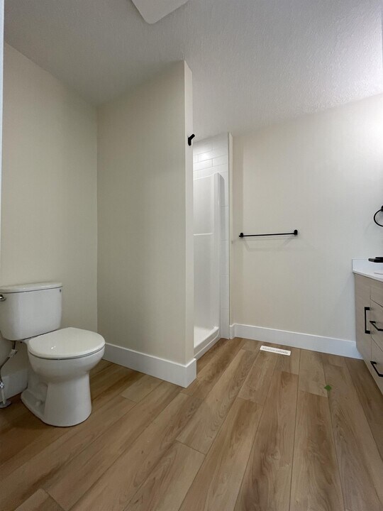 8717-8110 110 St NW in Edmonton, AB - Building Photo