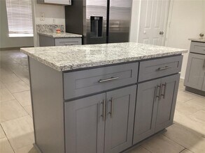 974 Derbyshire Dr in Kissimmee, FL - Building Photo - Building Photo