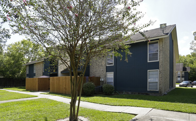 Jefferson Arms in Baton Rouge, LA - Building Photo - Building Photo