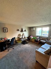 8822 E Florida Ave, Unit 208 in Denver, CO - Building Photo - Building Photo