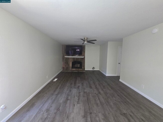 1000 View Dr in Richmond, CA - Building Photo - Building Photo