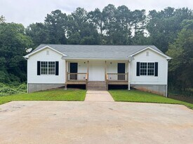 10226 Stone St NW in Covington, GA - Building Photo