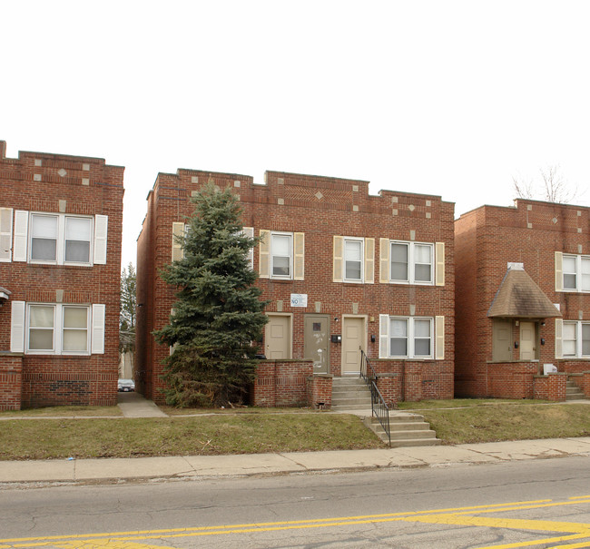 383-385 E 11th Ave in Columbus, OH - Foto de edificio - Building Photo