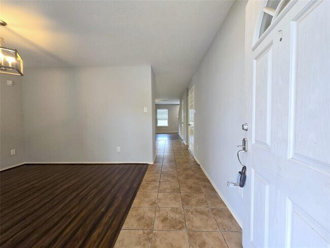 1423 Stone Bluff Dr in Houston, TX - Foto de edificio - Building Photo