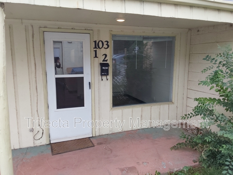 103 E Stuart St in Fort Collins, CO - Foto de edificio