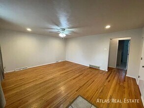 995 Ingalls St in Lakewood, CO - Building Photo - Building Photo