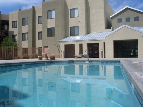 Casa de Sierra Senior Apartments