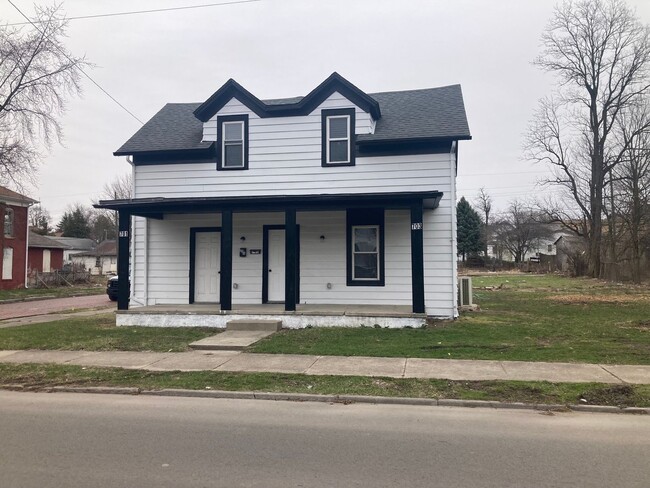 property at 701 S Nebraska St