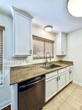 3535 Madison Ave in San Diego, CA - Building Photo - Building Photo