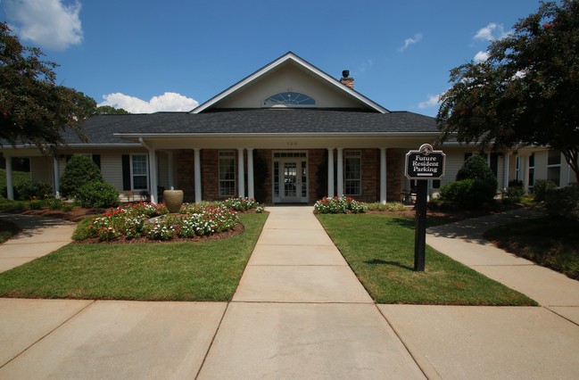 Regency Park Apartments in Greenwood, SC - Building Photo - Building Photo