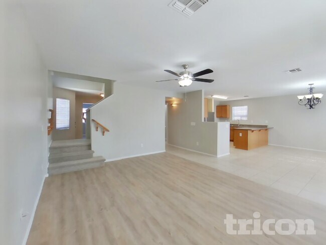 37593 N Dena Dr in Queen Creek, AZ - Foto de edificio - Building Photo