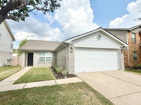 5718 Highbury Ct in Houston, TX - Building Photo