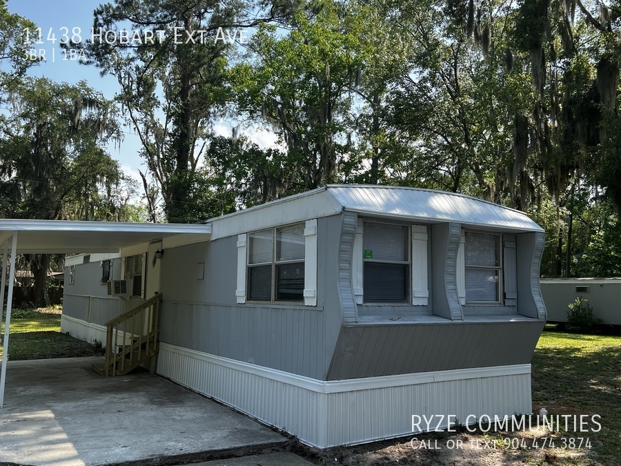 11438 Hobart Blvd in Jacksonville, FL - Building Photo