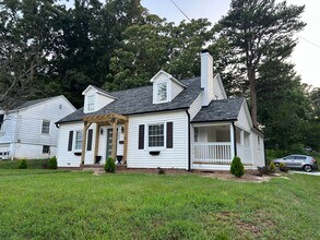900 Gales Ave in Winston-Salem, NC - Building Photo - Building Photo