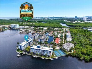 16558 NE 26th Ave, Unit 2A in North Miami Beach, FL - Building Photo - Building Photo