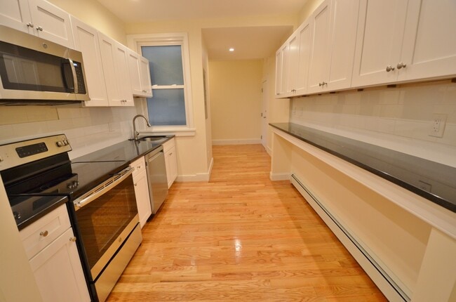 37 Brookline St, Unit 9T