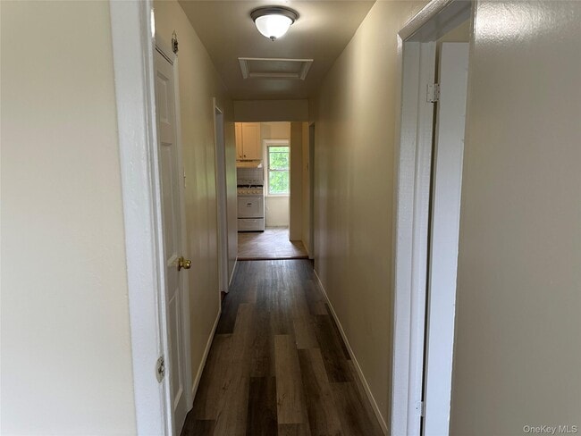 149 Washburn Ave in Freeport, NY - Building Photo - Building Photo