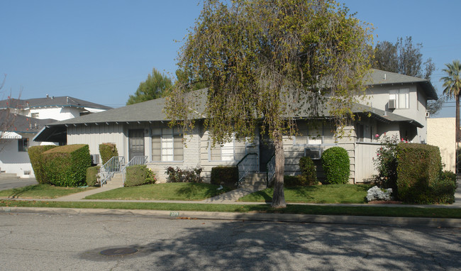 225 Orlando Way in Covina, CA - Foto de edificio - Building Photo