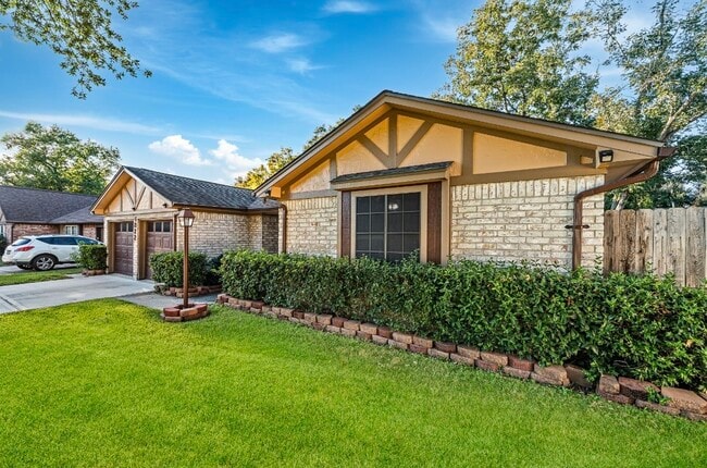 4822 Lost Oak Dr in Spring, TX - Building Photo - Building Photo