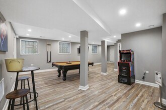 8128 S King Dr in Chicago, IL - Building Photo - Building Photo