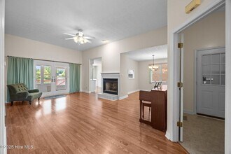 125 Canebrake Dr in New Bern, NC - Building Photo - Building Photo