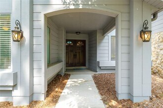 1012 NW 45th Ter in Gainesville, FL - Building Photo - Building Photo