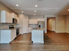 17479 W Hedgehog Pl in Surprise, AZ - Foto de edificio - Building Photo