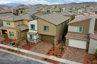 494 Francesca Crst St in Henderson, NV - Building Photo - Building Photo
