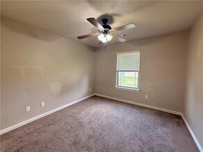 1010 Messina Way in Centerton, AR - Building Photo - Building Photo