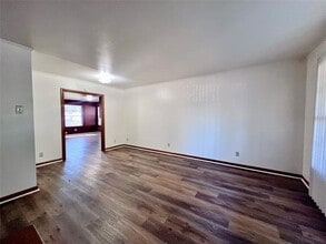 3423 Perryton Dr in Dallas, TX - Building Photo - Building Photo