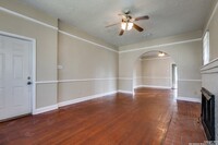 400 Avondale Ave, Unit 236 in San Antonio, TX - Building Photo - Building Photo