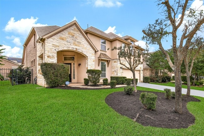 property at 27 Waterfall Way