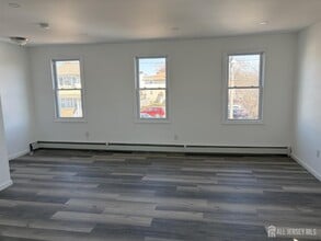 15 Fitch St in Carteret, NJ - Building Photo - Building Photo