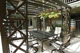 North Tower in Van Nuys, CA - Building Photo - Building Photo