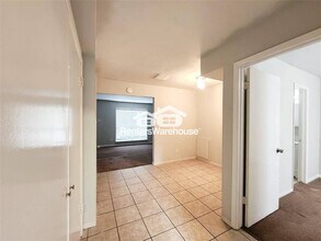 8848 Kempwood Dr in Houston, TX - Building Photo - Building Photo