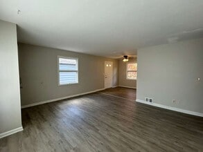 8363 Edgewood Rd in Mentor, OH - Building Photo - Building Photo