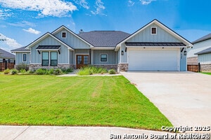 property at 137 W Magnolia Cir