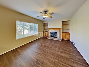 5482 S Sicily Way in Aurora, CO - Building Photo - Building Photo