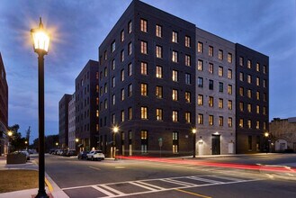 149 Martin Luther King Jr Blvd in Savannah, GA - Building Photo - Building Photo
