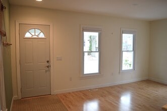 209 N Ingersoll St in Madison, WI - Foto de edificio - Building Photo