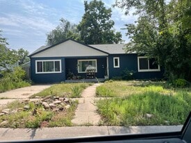 2447 Yorktown Rd in Colorado Springs, CO - Building Photo