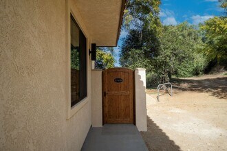 37430 Leta Dr in Calimesa, CA - Building Photo - Building Photo
