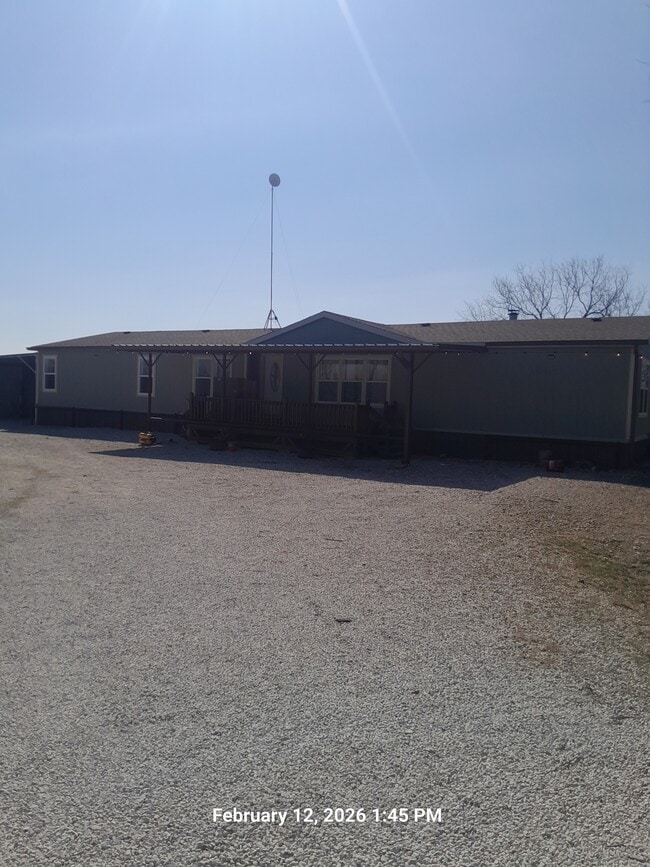 property at 404 W Old Axtell Rd