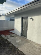 19710 NW 46th Ave in Miami Gardens, FL - Building Photo - Building Photo