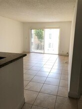 5221 Geneva Ct in Doral, FL - Building Photo - Building Photo