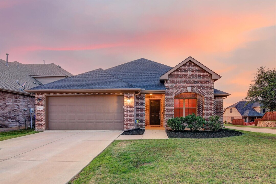 2691 Costa Mesa Dr in Little Elm, TX - Building Photo