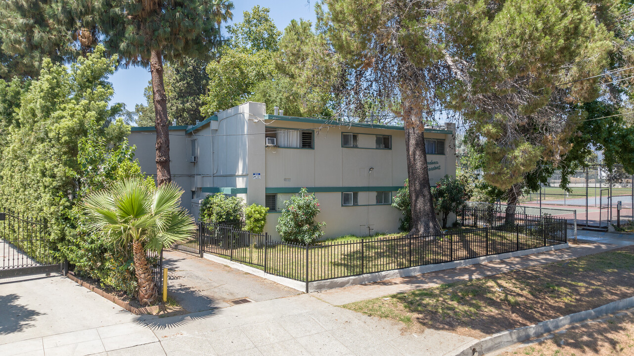 267 Barthe Dr in Pasadena, CA - Building Photo