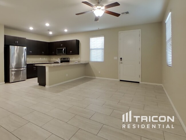 12568 W Lindbergh Dr in Peoria, AZ - Building Photo - Building Photo