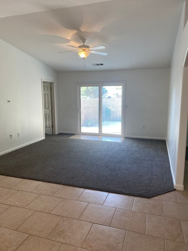 239 Tanner Michael Dr in Bakersfield, CA - Building Photo - Building Photo